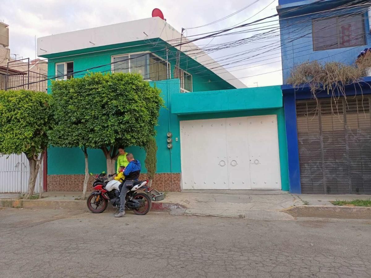 SE VENDE CASA EN AGUA AZUL GRUPO A, SUPER 4, NEZAHUALCÓYOTL