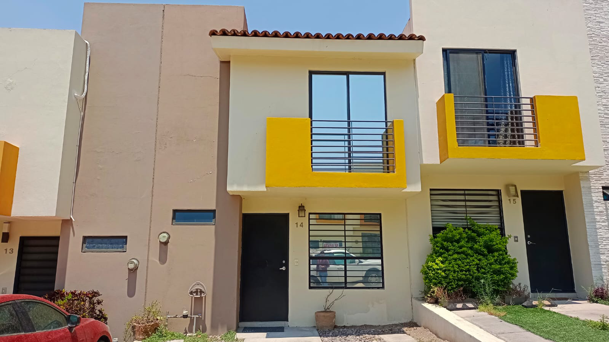 SE VENDE CASA EN ALTEA RESIDENCIAL TLAJOMULCO