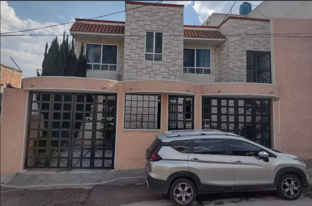 SE VENDE CASA EN TEOLOYUCAN $1,963,000.00 MN 230m2 de construcción