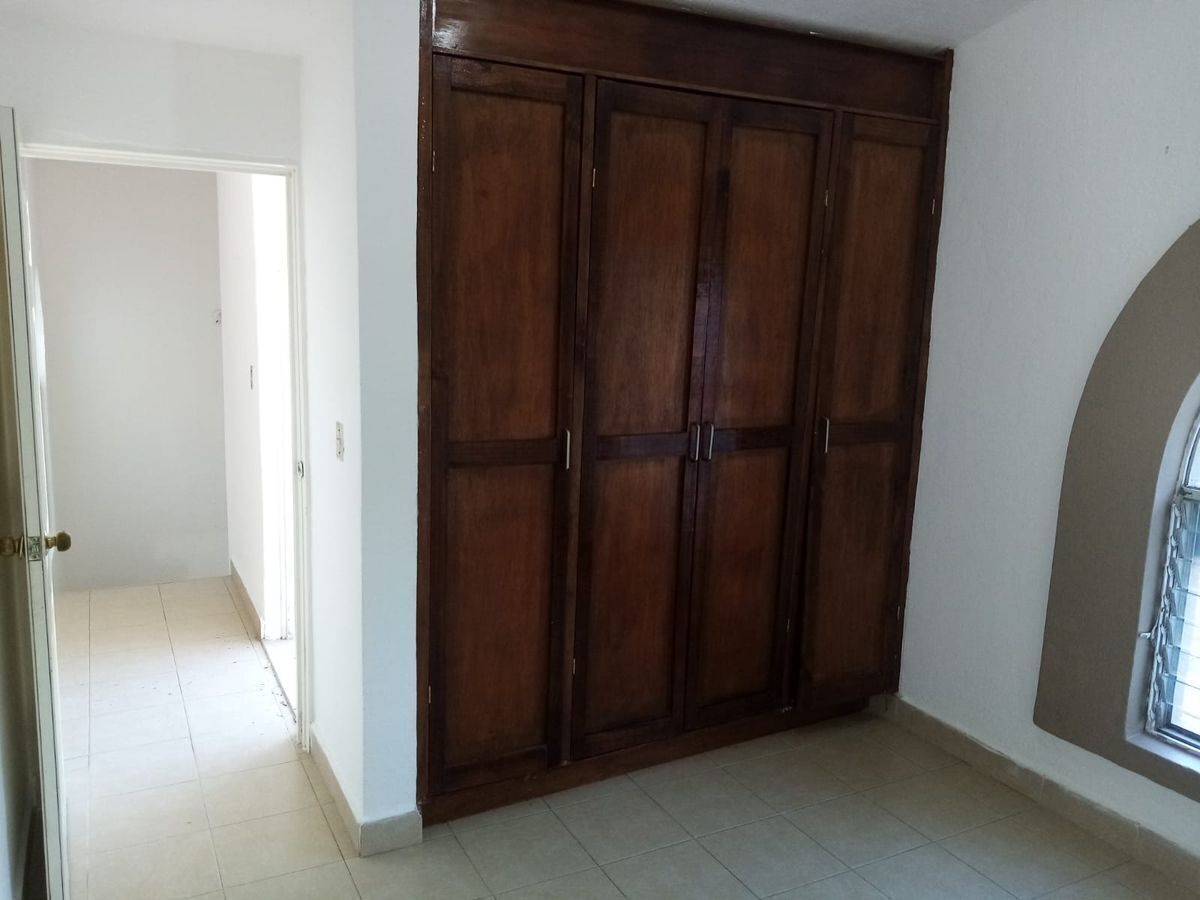 se-vende-casa-en-zona-norte-poniente15-23588