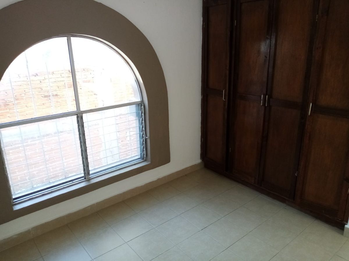 se-vende-casa-en-zona-norte-poniente16-23588