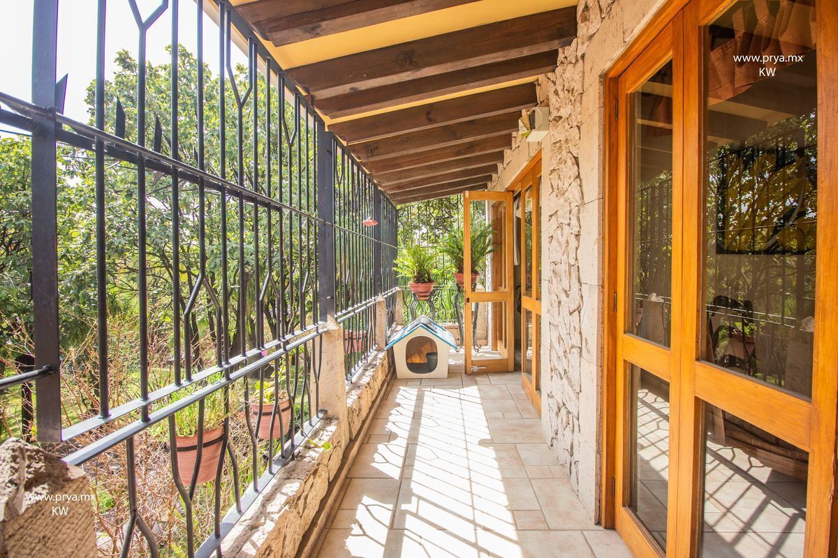 se-vende-casa-estilo-campia-italiana-en-el-fraccionamiento-el-palomar18-13985