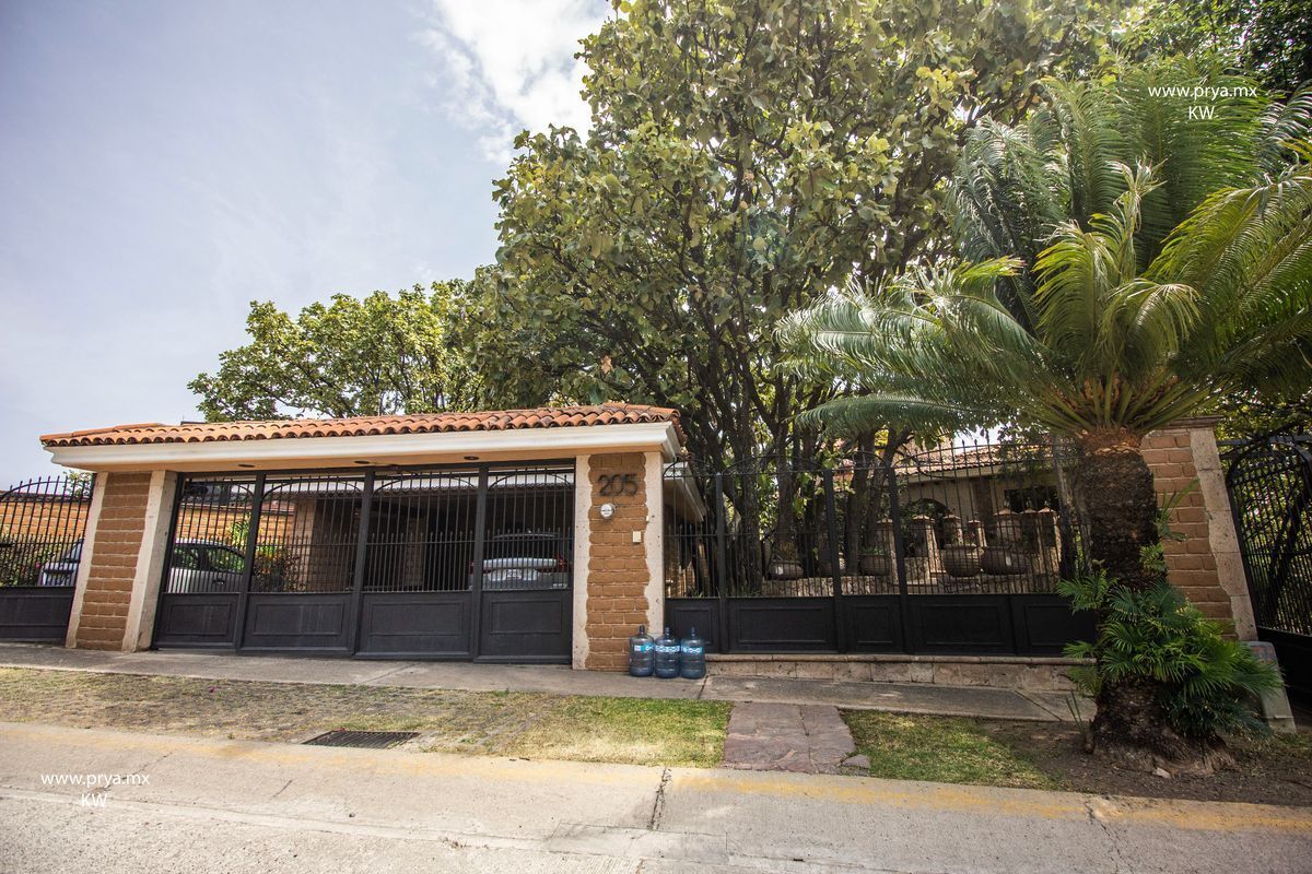 se-vende-casa-estilo-campia-italiana-en-el-fraccionamiento-el-palomar47-13985