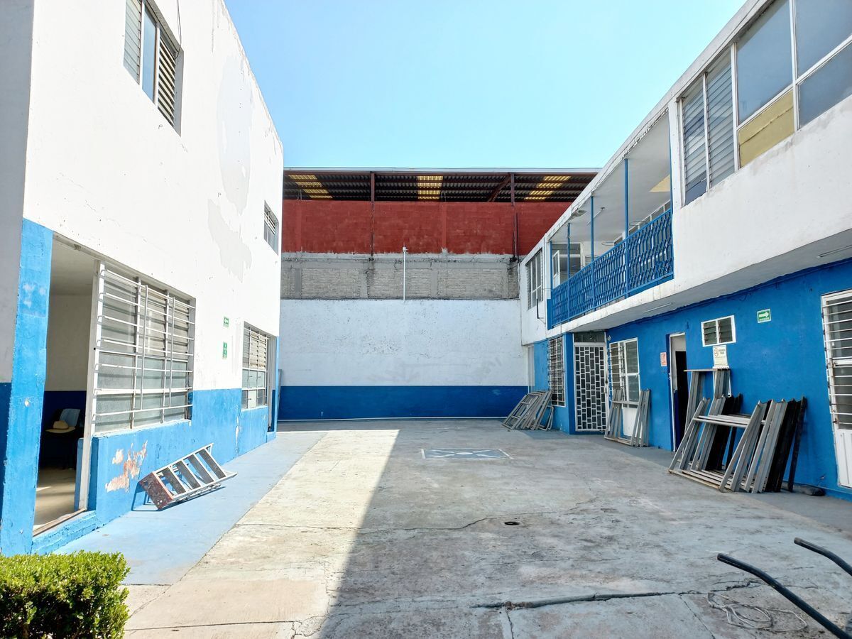 se-vende-terreno-comercial-con-construccin-de-escuela4-27192