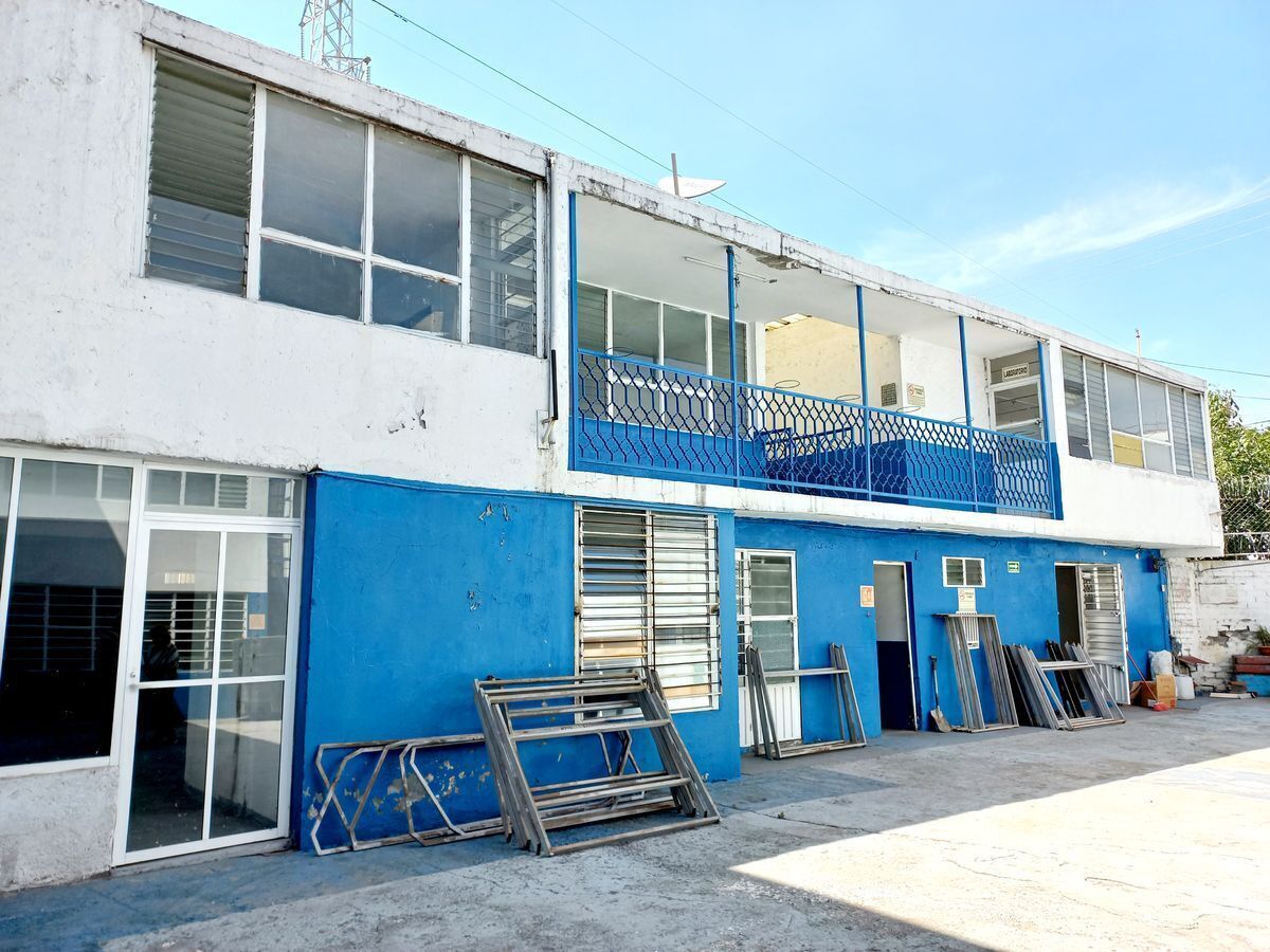 se-vende-terreno-comercial-con-construccin-de-escuela5-27192