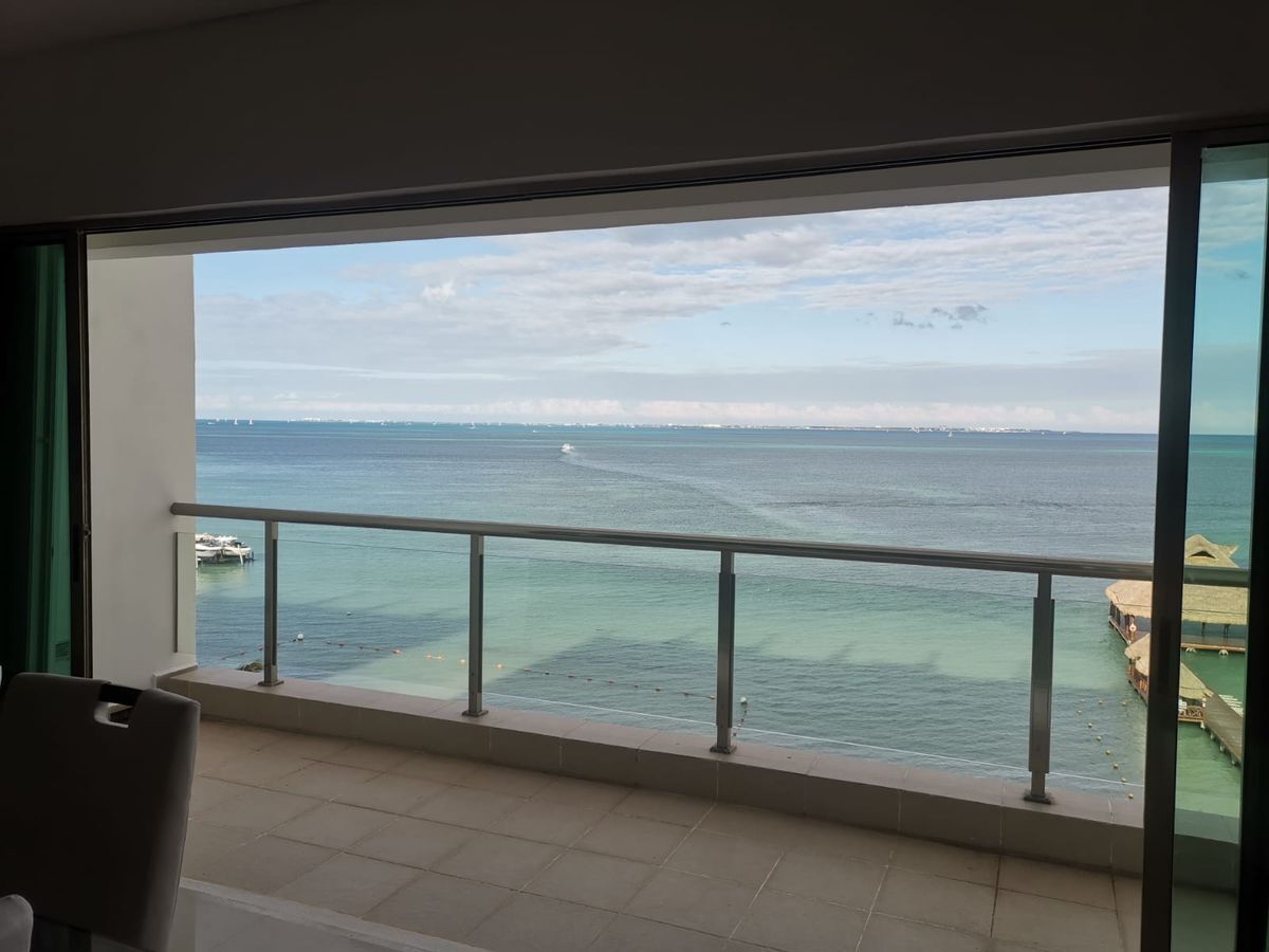 spectacular-apartment-for-sale-in-front-of-the-cancun-beach-in-a-quiet-area13-15790