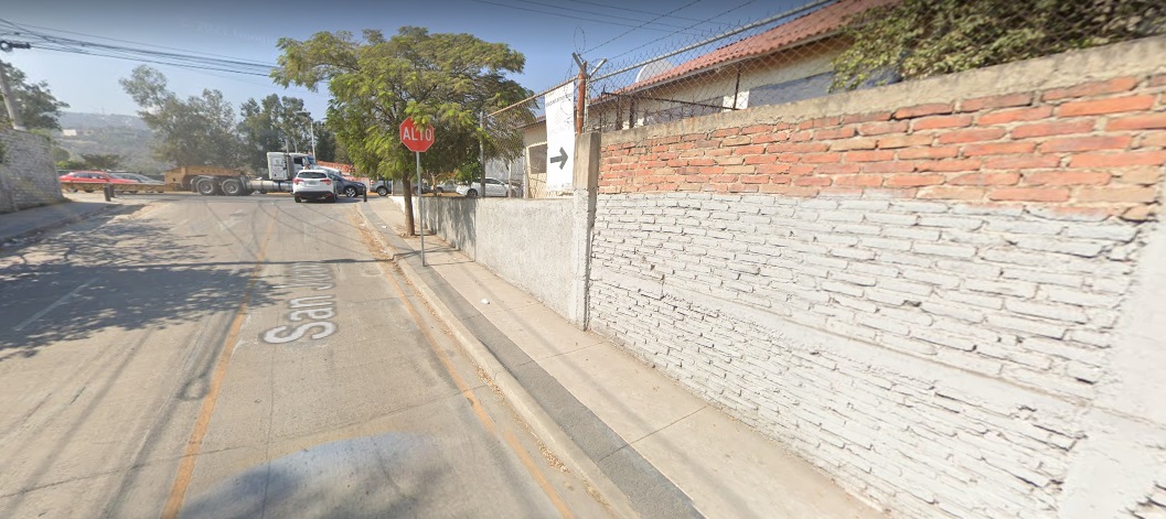 super-terreno-comercial-en-esquina-sobre-la-avenida-lpez-mateos-sur6-38644