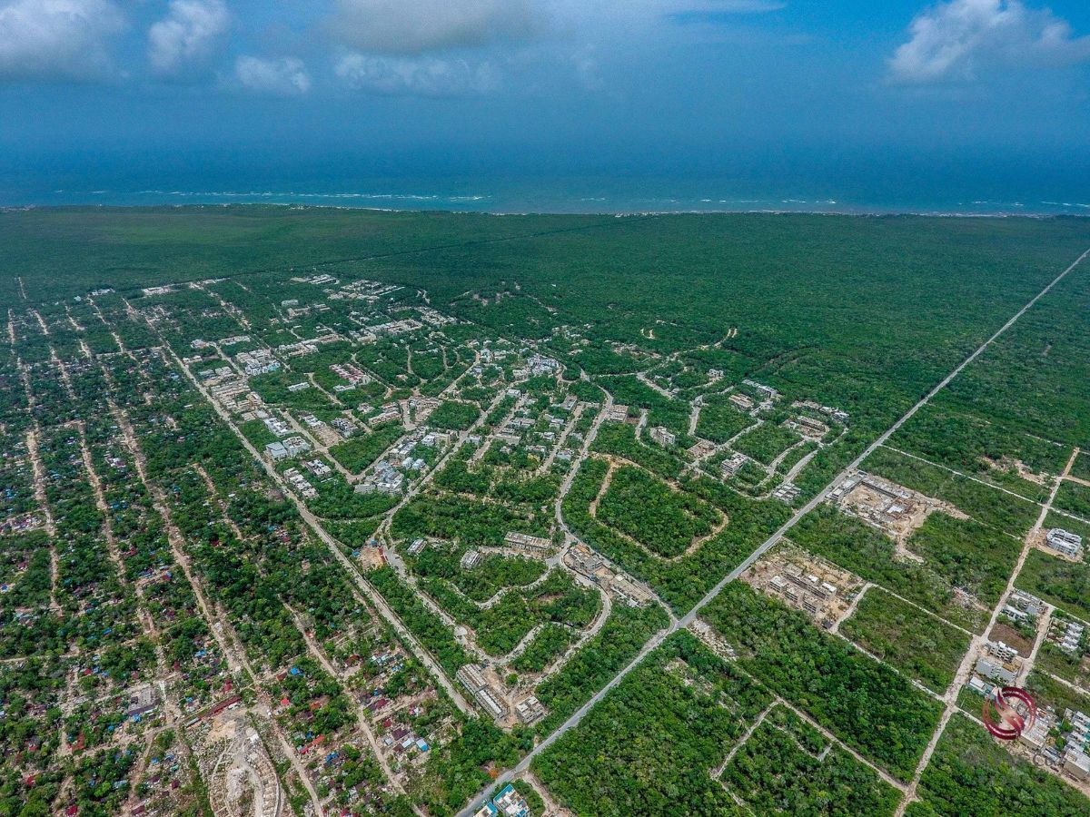 Terreno comercial en Aldea Zamá, Tulum