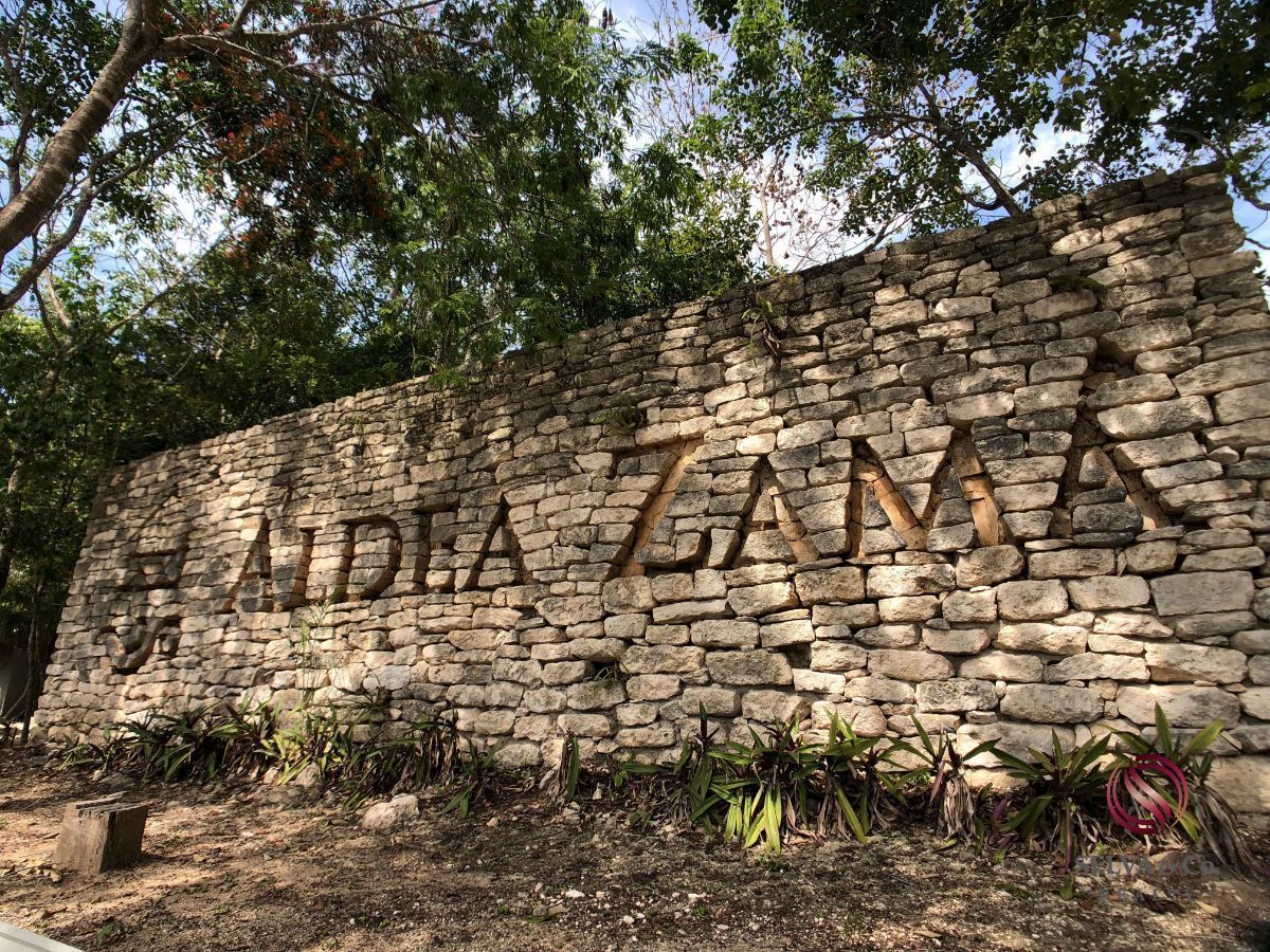 Terreno comercial en Aldea Zamá, Tulum