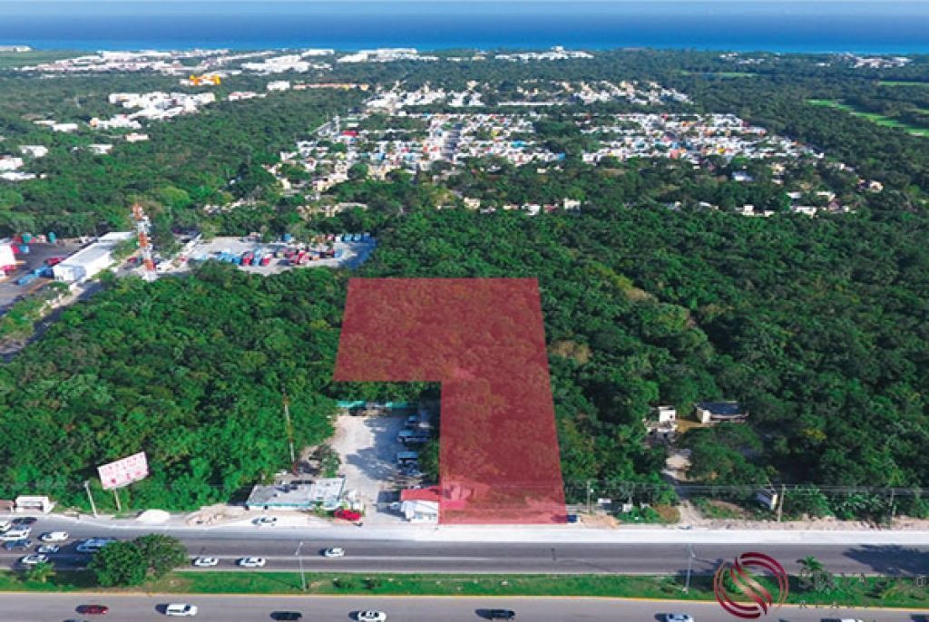 Terreno comercial en Playa del Carmen, Solidaridad