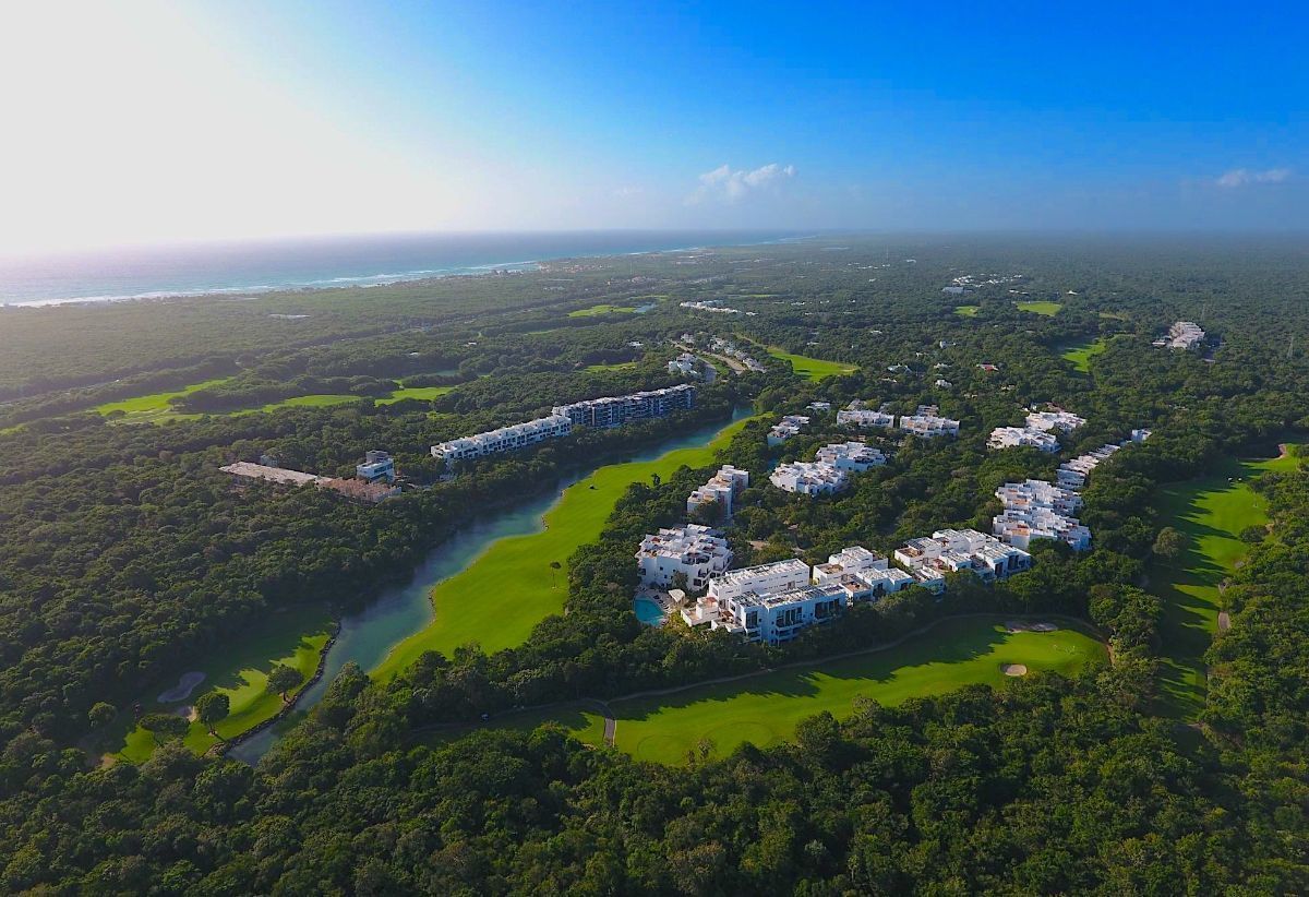 Terreno comercial en Tulum Centro, Tulum