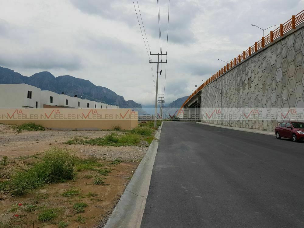 terreno-comercial-en-venta-en-garcia-garca-nuevo-len10-31076