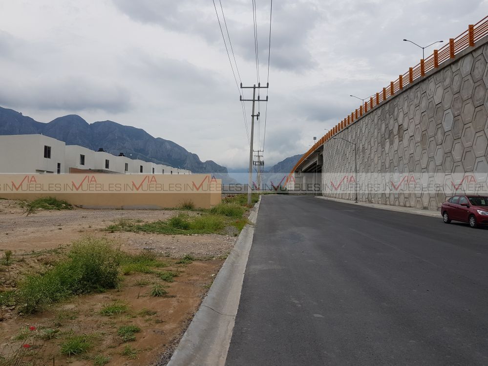 terreno-comercial-en-venta-en-garcia-garca-nuevo-len5-31076