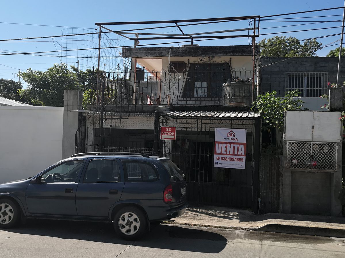 TERRENO CON CONSTRUCCIÓN EN VENTA EN COL. BENITO JUÁREZ EN CD. DEL CARMEN, CAMPE