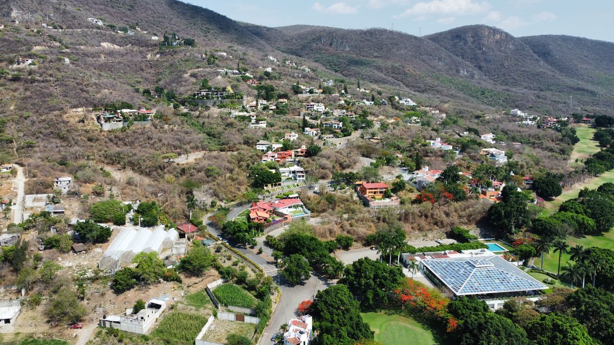 TERRENO CON ESPECTACULAR VISTA