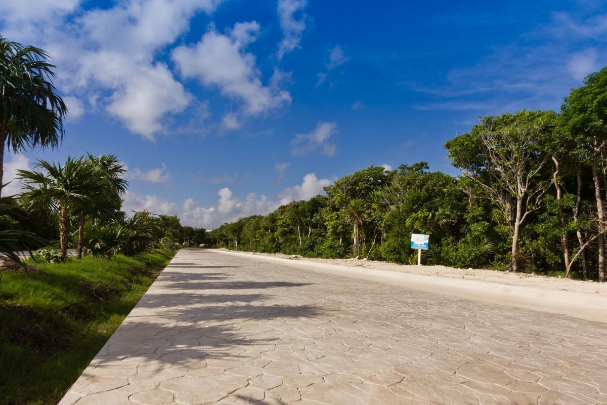 terreno-en-puerto-aventuras-solidaridad13-7917