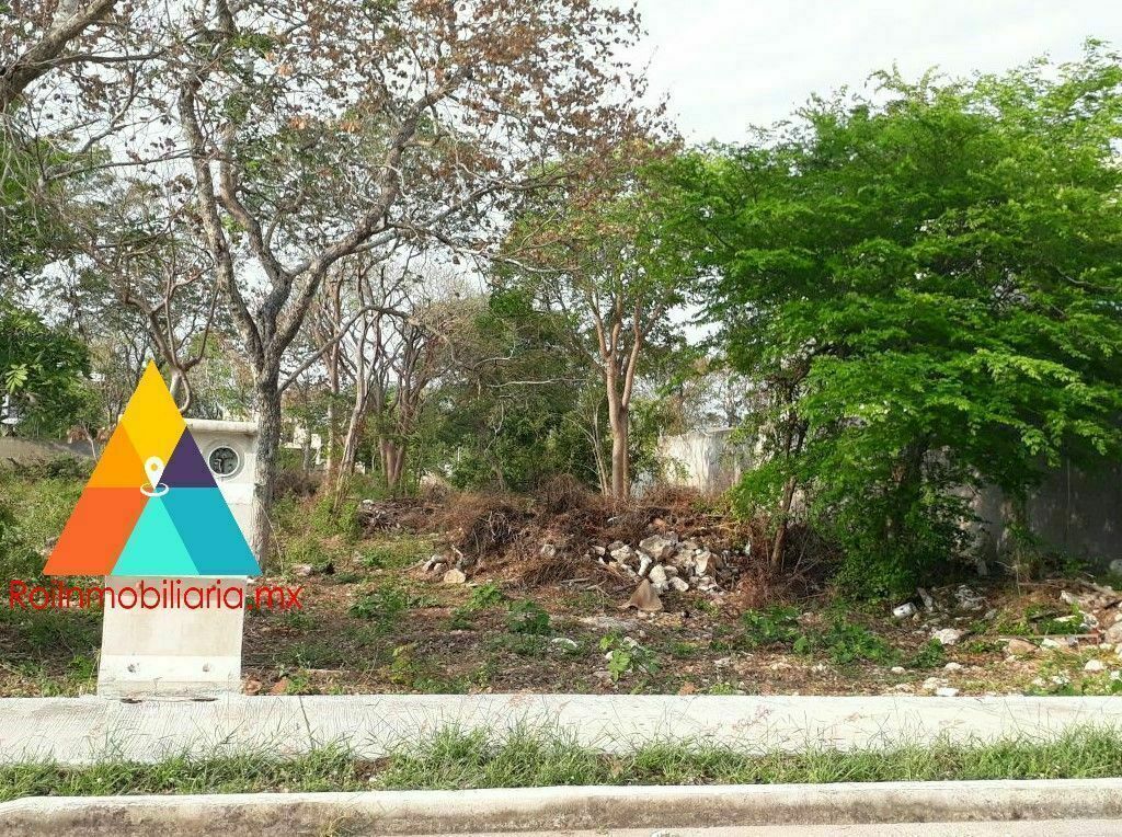 *Terreno en Real Montejo, Mérida  ¡Frente al Club Deportivo!