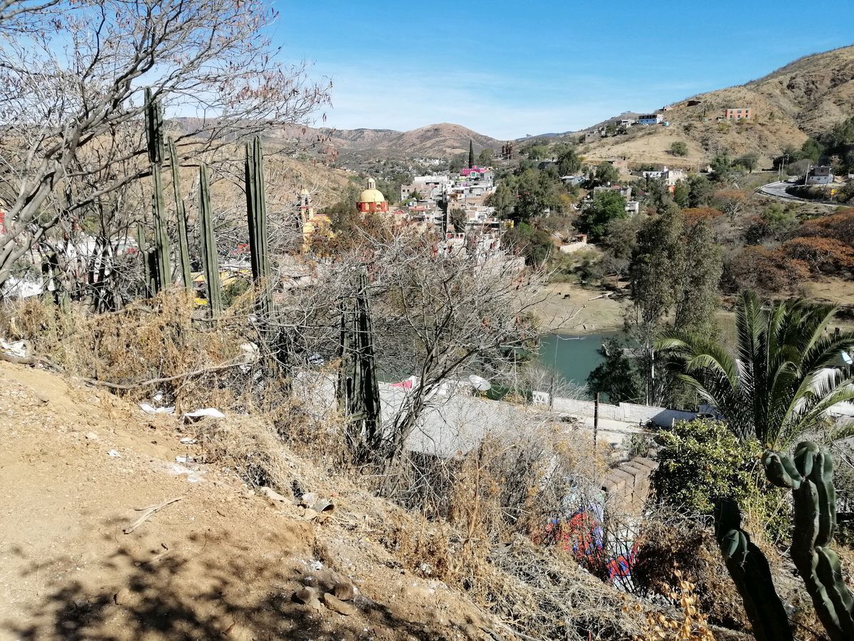 Terreno en VENTA  en comunidad de Santa Ana con vista a la Presa Soledad