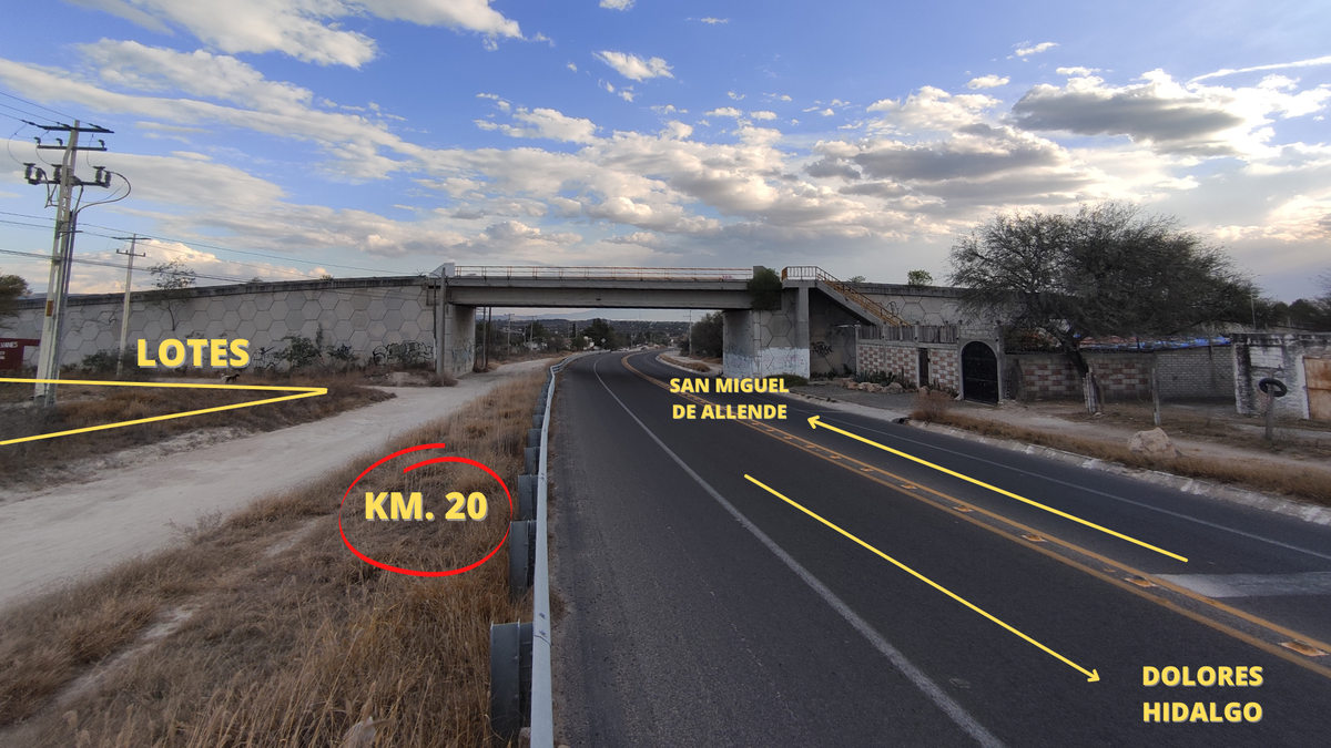 Terreno en VENTA a pie de carretera San Miguel de Allende a Dolores Hidalgo