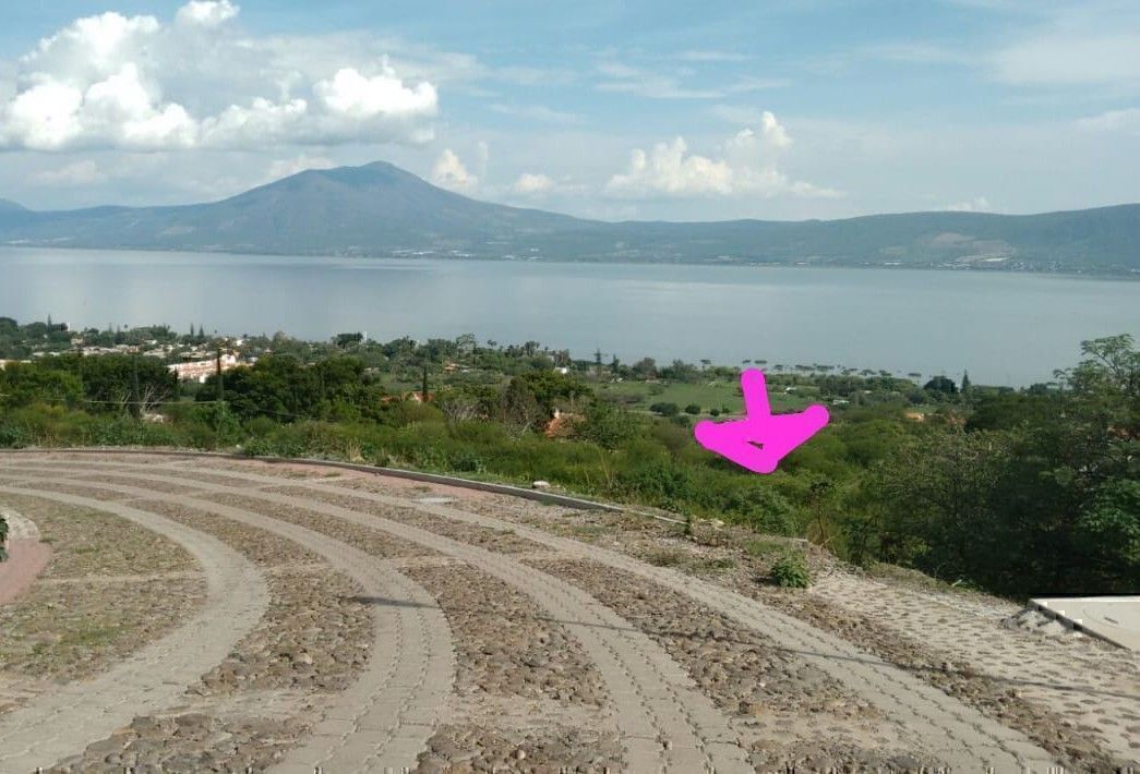 terreno-en-venta-con-vista-al-lago-de-chapala-en--jocotepec3-21884