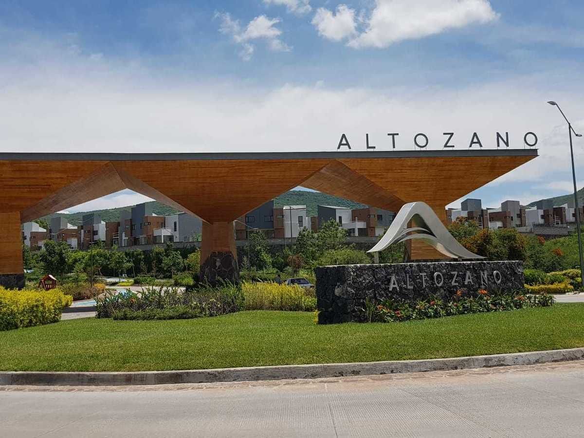 Terreno en venta en Altozano