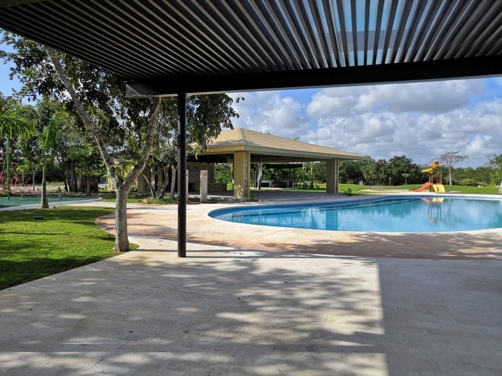 terreno-en-venta-en-country-club7-32700