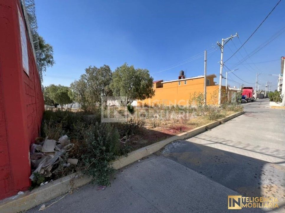 terreno-en-venta-en-esquina-en-lomas-de-cocoyoc-texcoco6-21936