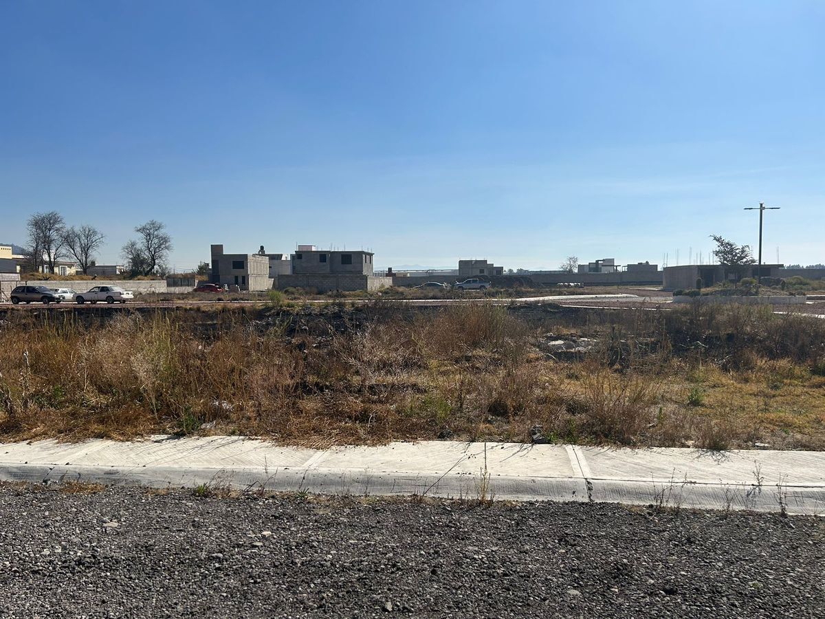 TERRENO EN VENTA EN FRAC. LOS CEREZOS, EN BARBABOSA ZINACANTEPEC