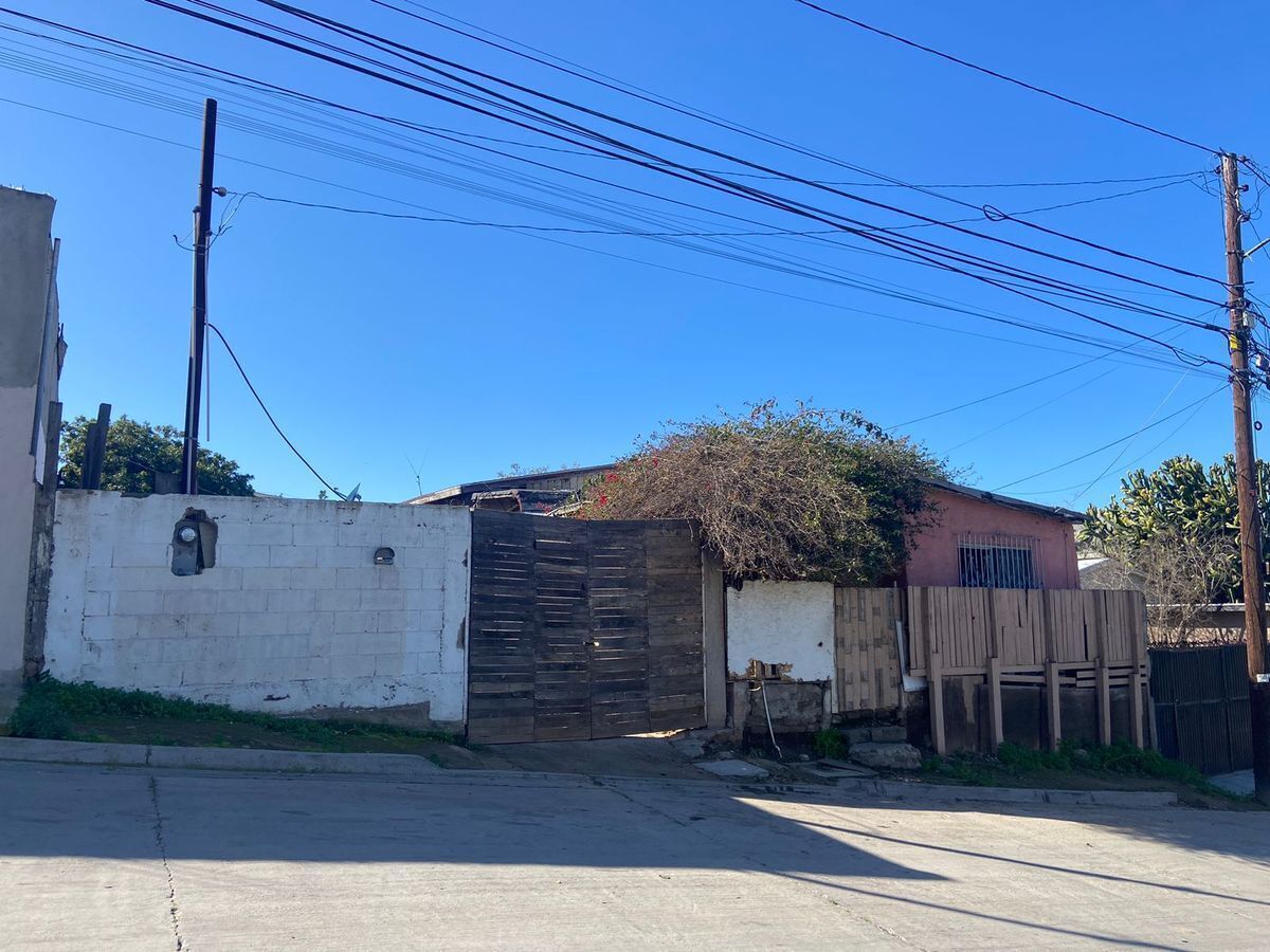 TERRENO EN VENTA EN LA OBRERA TIJUANA