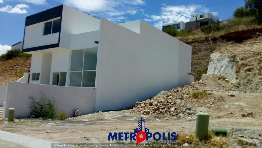 TERRENO EN VENTA EN REAL DE JURIQUILLA QUERÉTARO