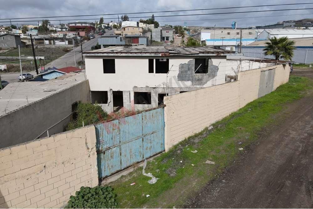 terreno-en-venta-rosarito-colonia-benito-juarez-en-esquina3-24388