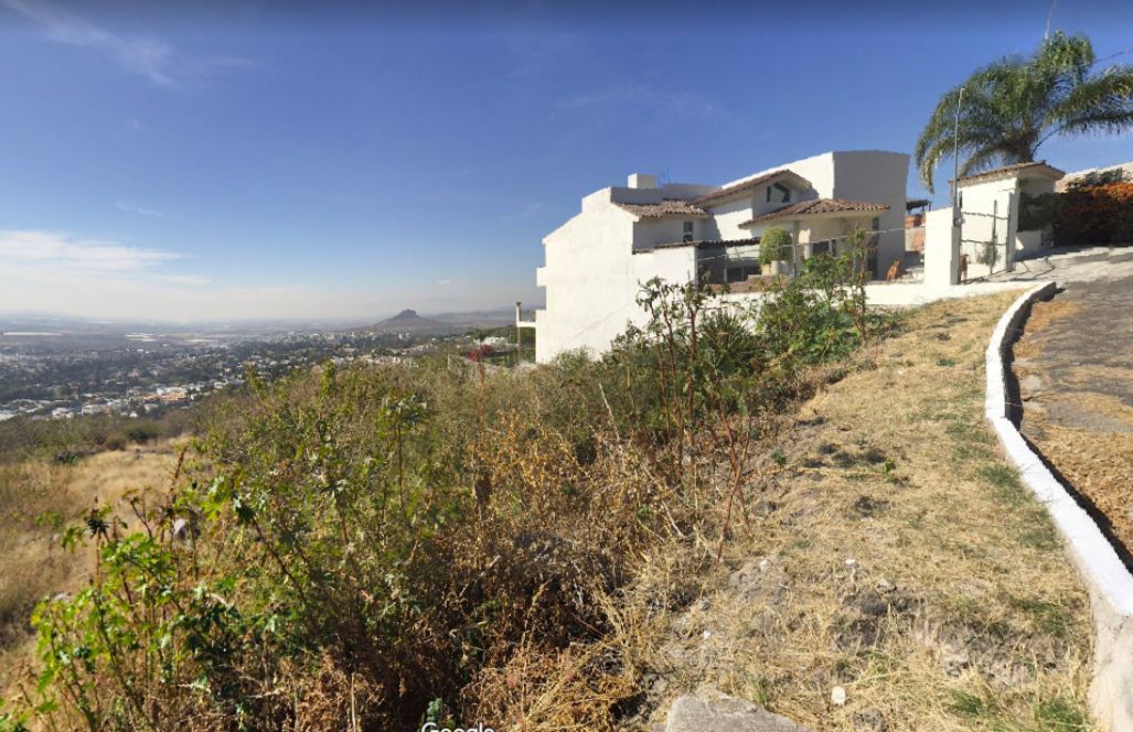 Terreno panorámico en VENTA  Privada de Lomas del Pedregal Irapuato Guanajuato