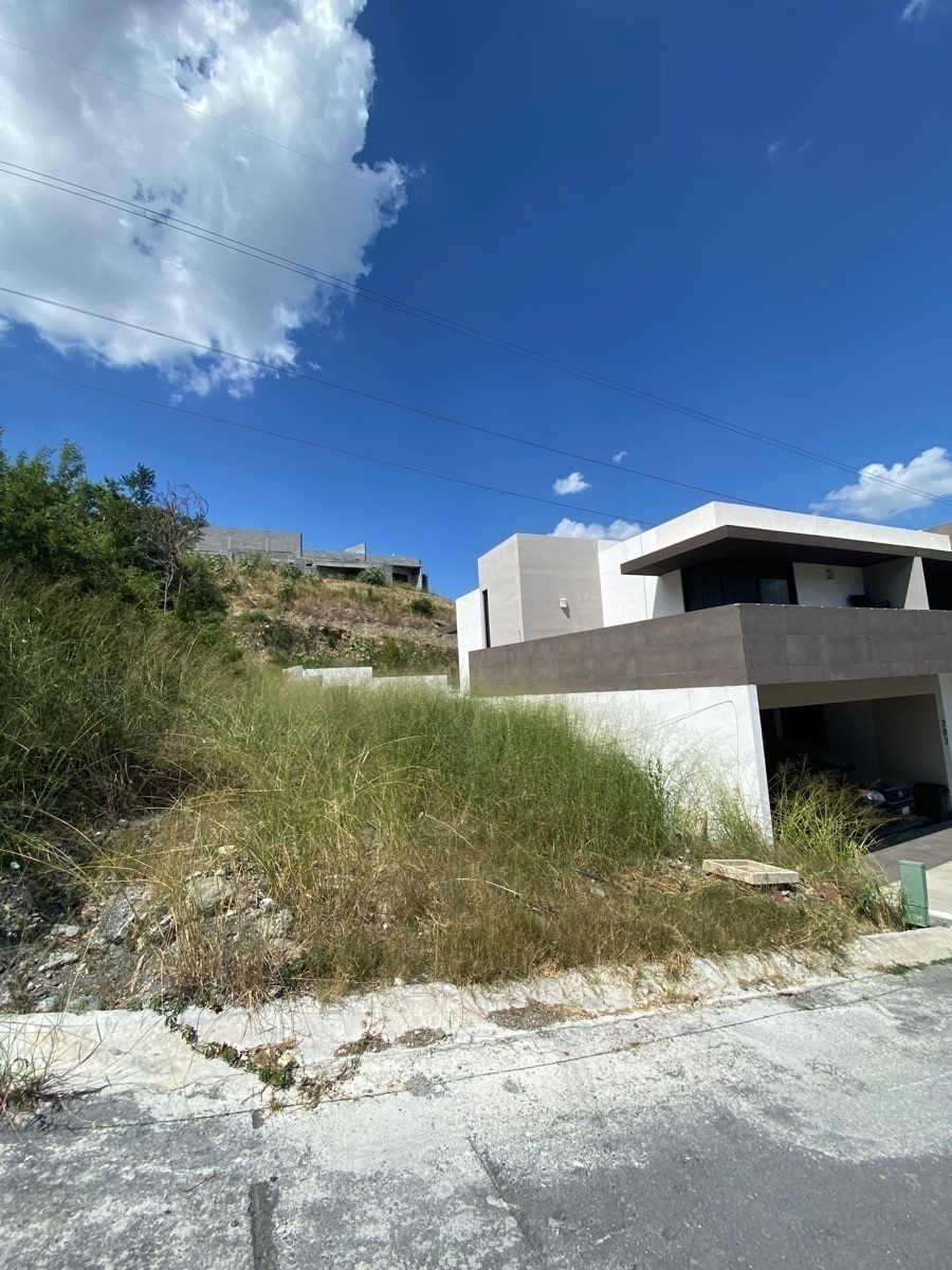 terreno-plano-en-venta-jardines-de-valle-alto-carretera-nacional14-19505