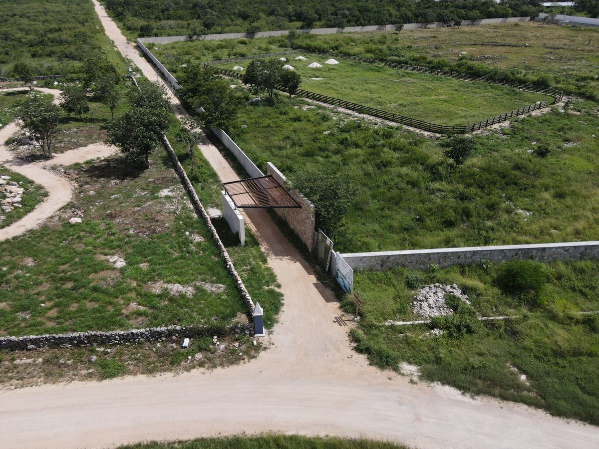 terreno-residencial-con-amenidades-en-chicxulub-yucatan2-34456