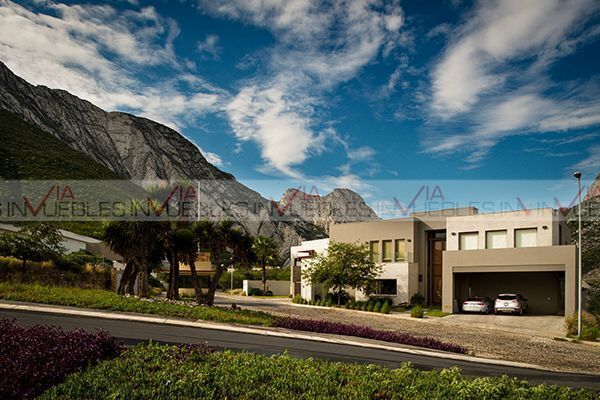 terreno-residencial-en-venta-en-residencial-cordillera-santa-catarina-nuevo-le13-20838