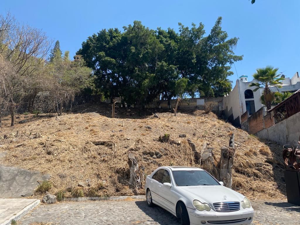 Terreno Urbano en Palmira Tinguindin, Cuernavaca, Morelos CAEN-Er-916-Tu