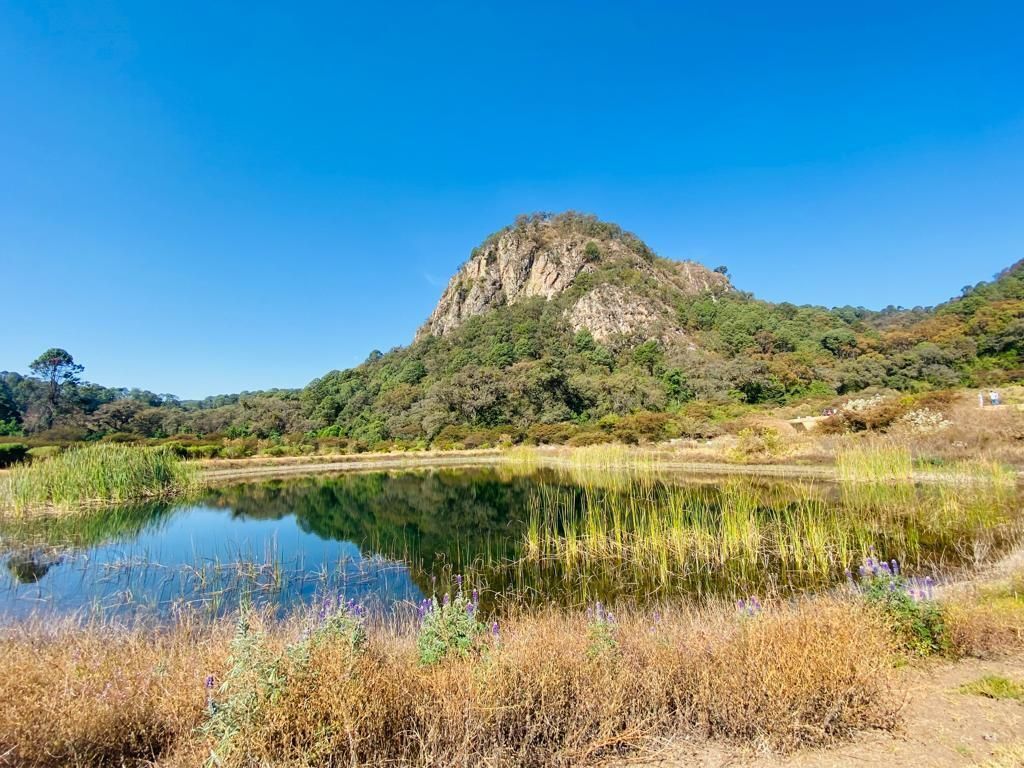 Terreno Urbano en Valle de Bravo, Valle de Bravo, México CAEN-848-Tu