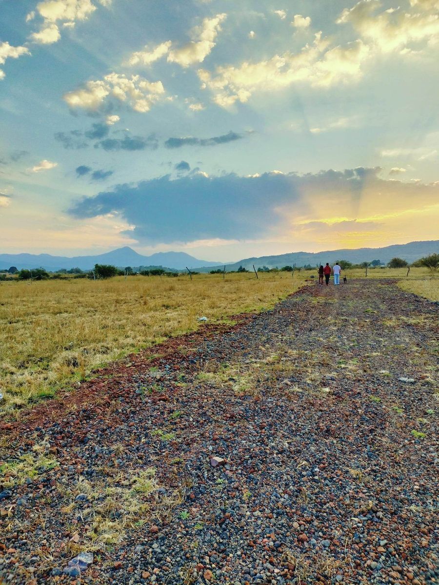 TERRENOS EN LA ESTANCIA A 18 KM DE XANGARI