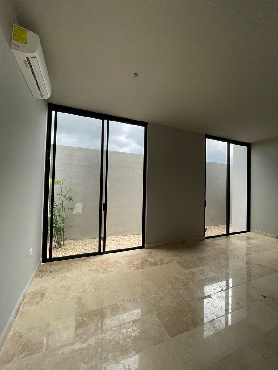 TOWNHOUSE AL NORTE DE LA CIUDAD DE MERIDA EN CHOLUL