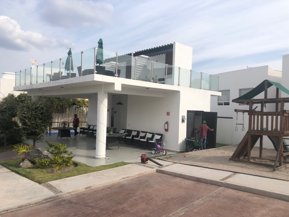 vendo-casa-en-condominio--san-isidro-juriquilla-queretaro23-32742