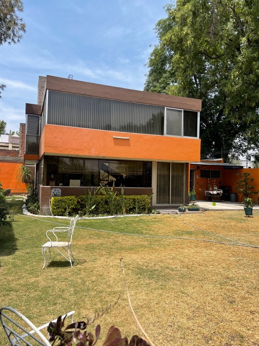 vendo-espectacular-casa-con-amplio-jardin5-30804