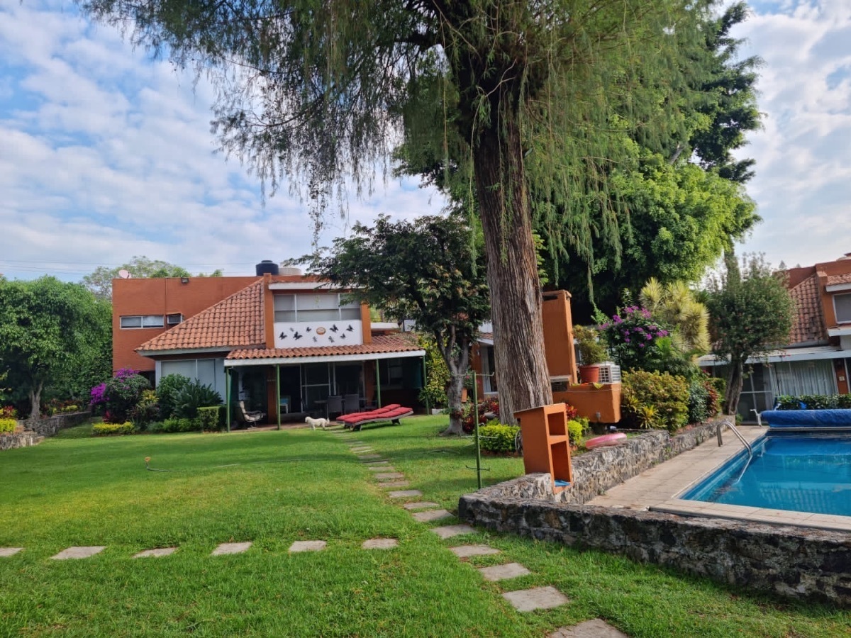 vendo-espectacular-casa-en-cuernavaca--morelos--2-32796