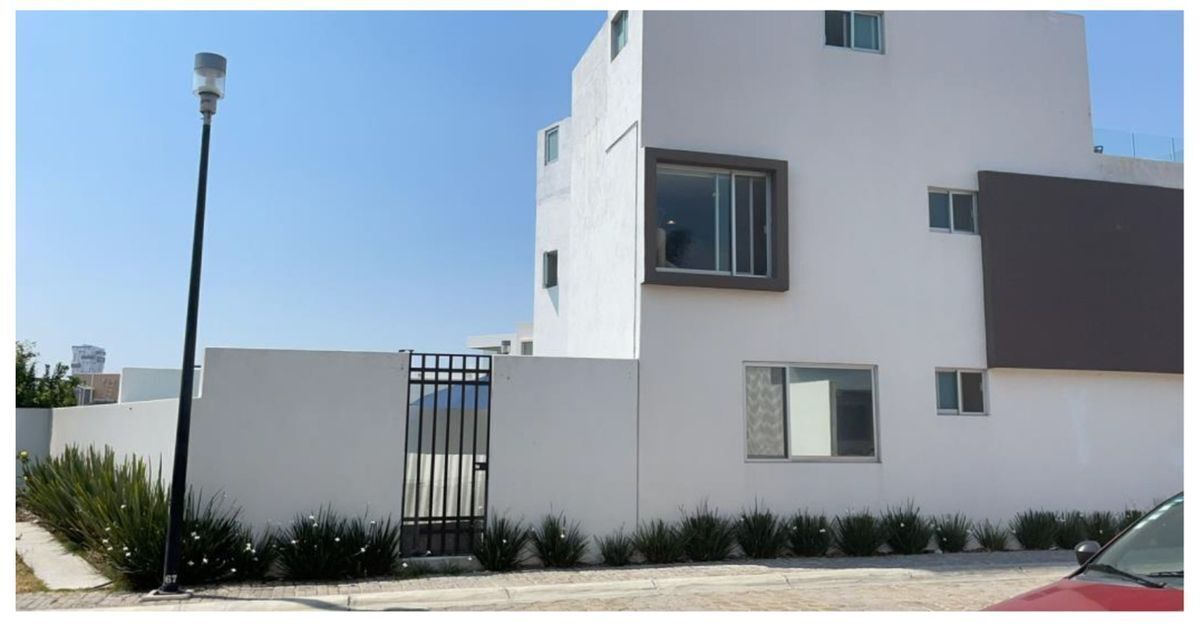 vendo-hermosa-y-amplia-casa-lomas-de-angelopolis2-33918