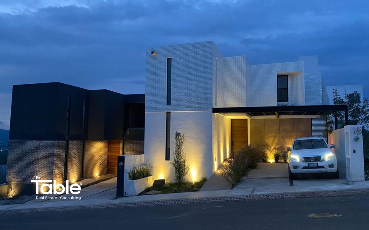 Venta | Amplia Casa de 3 recámaras en Zibatá, Querétaro