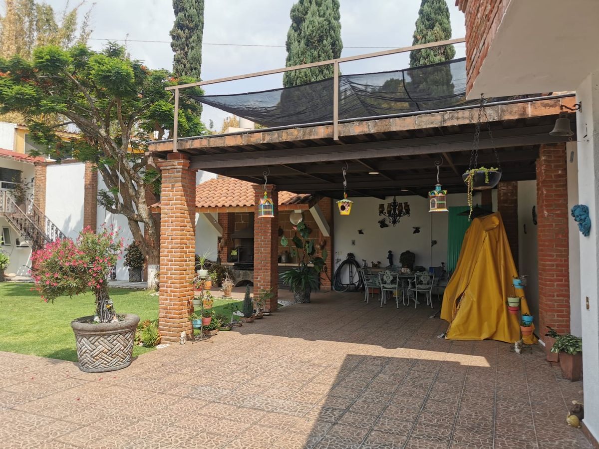 venta--casa--fraccionamiento-privado--2-niveles--alberca-cuernavaca-morelos26-24212