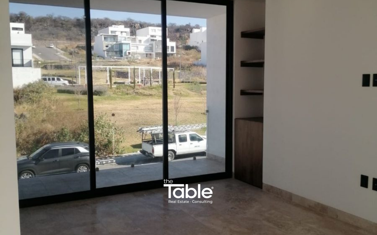 venta--casa-4-recmaras-en-lomas-de-juriquilla-quertaro5-13351