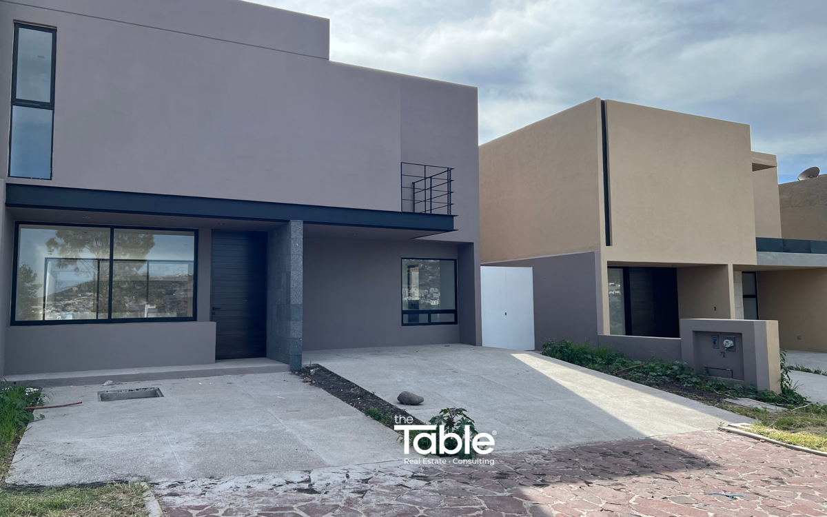 Venta | Casa de autor de 3 recámaras en Altozano, Querétaro