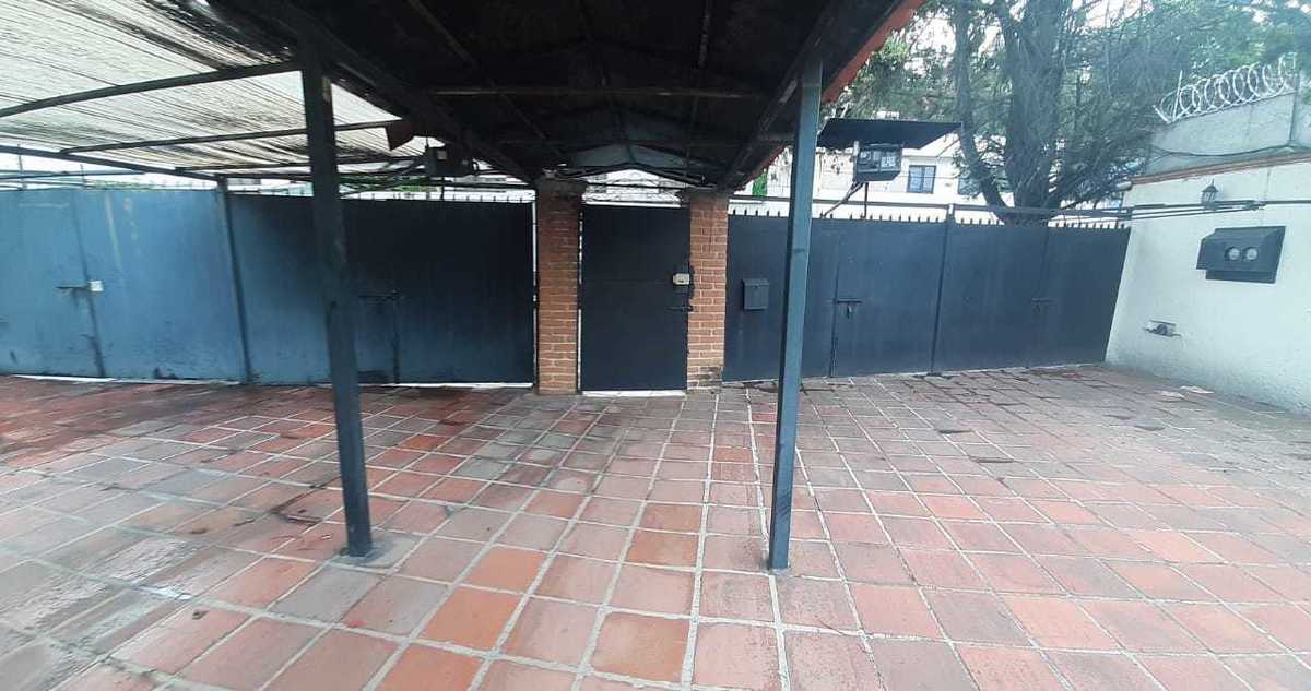 venta--casa-para-demoler--terreno--lomas-de-tecamachalco18-22477