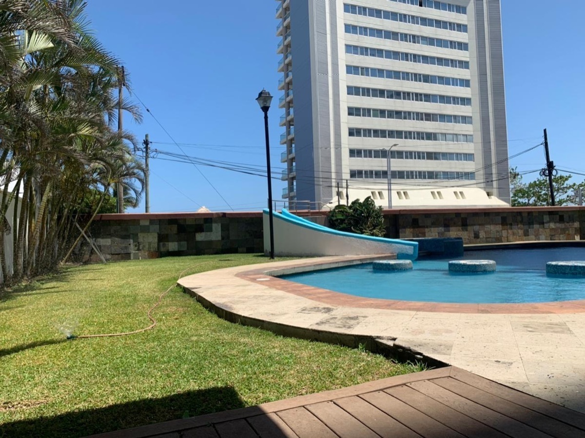 venta--departamento-frente-al-mar-amplios-espacios-boca-del-rio26-35943