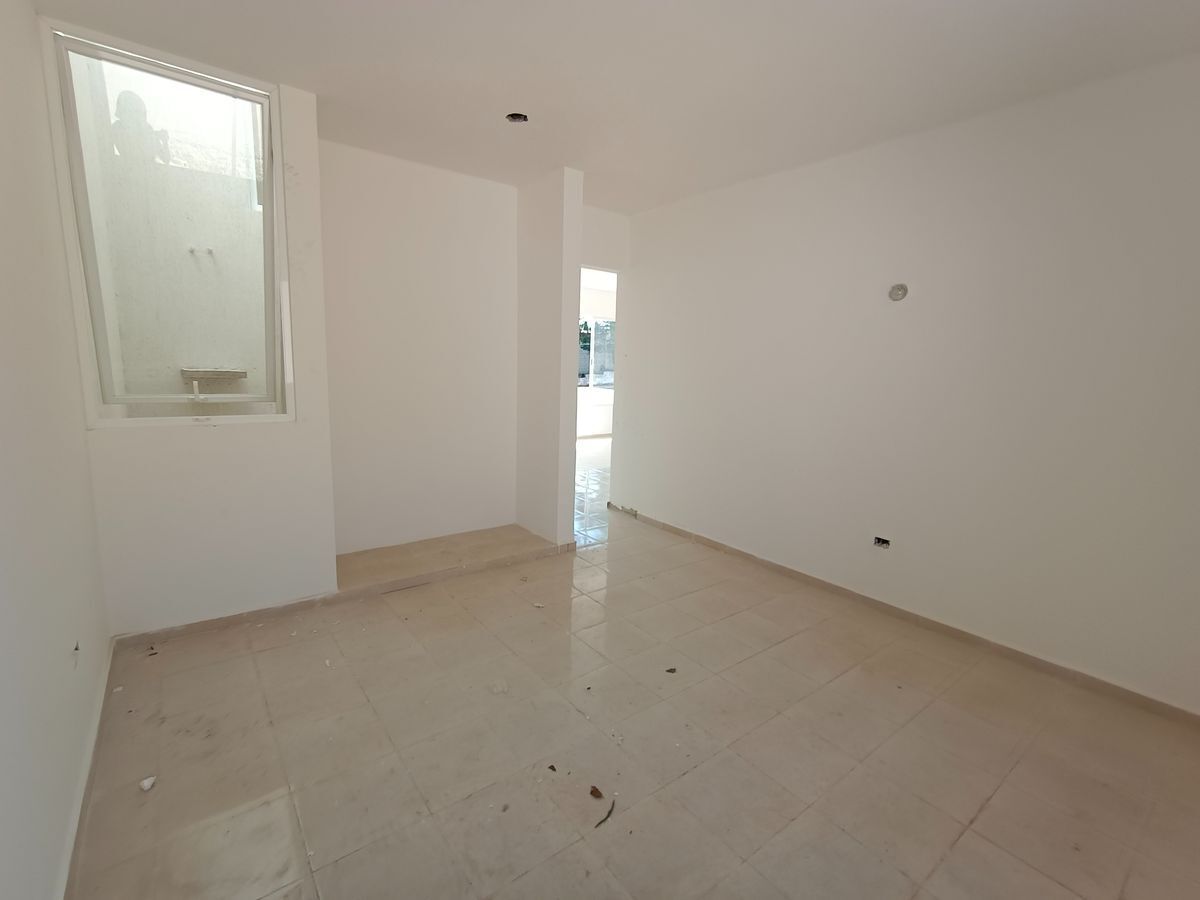 venta-casa--2-plantas--y-3-recamaras-dentro-de-la-cd-cima11-21155